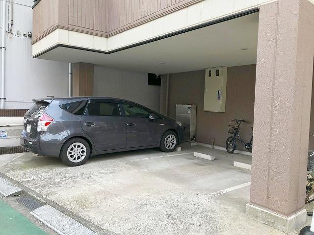 コンフォート東麻布2_16駐車場